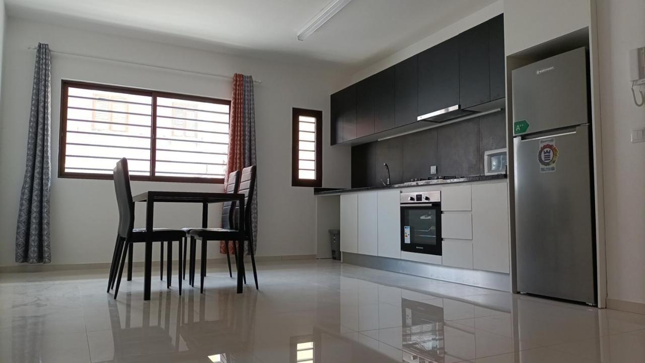 T2 Da Marilia Fonte Frances Apartment Mindelo Ngoại thất bức ảnh