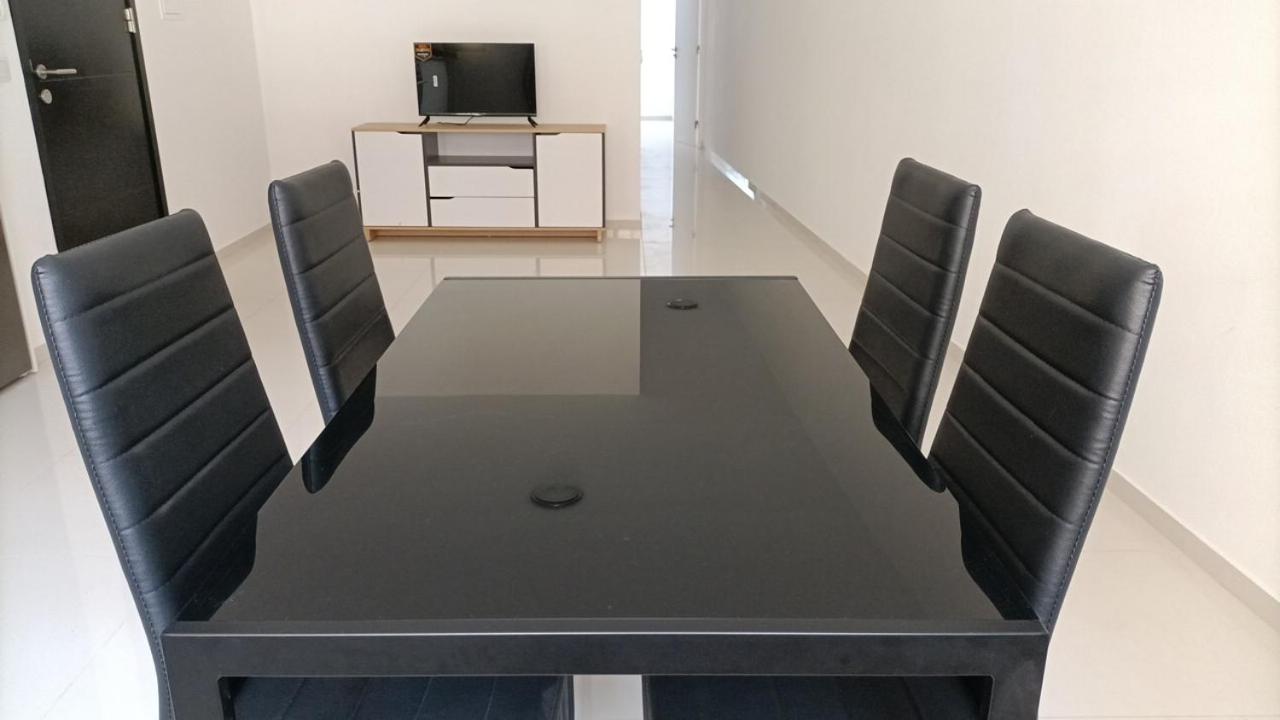 T2 Da Marilia Fonte Frances Apartment Mindelo Ngoại thất bức ảnh